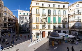 Saenz Suites Gallery By Bossh! Apartments