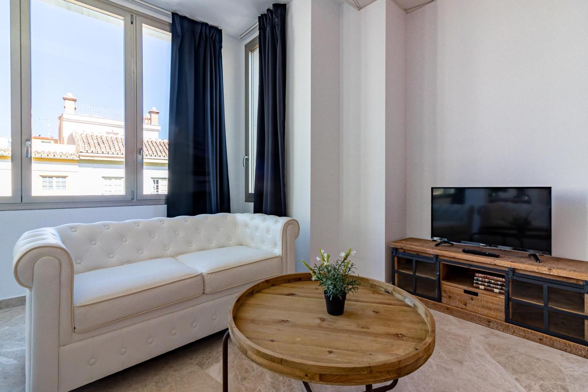 Saenz Suites Gallery By Bossh! Apartments Málaga Quarto foto